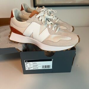 New Balance 327 women’s 8 sea salt/rust